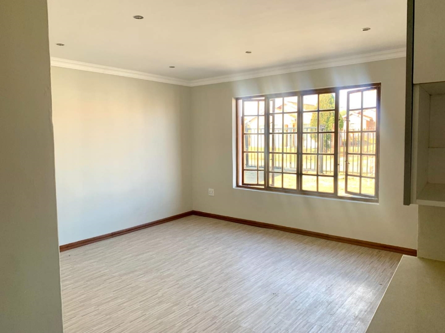 3 Bedroom Property for Sale in Selosesha Free State